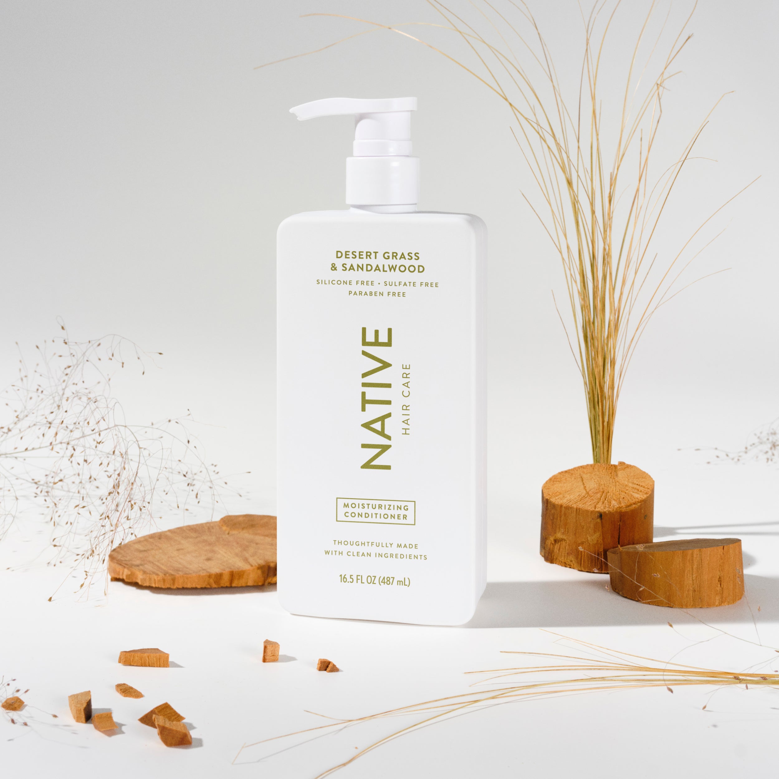 Moisturizing Conditioner - Desert Grass & Sandalwood / Classic / 16.5oz | Fresh Daily Routine