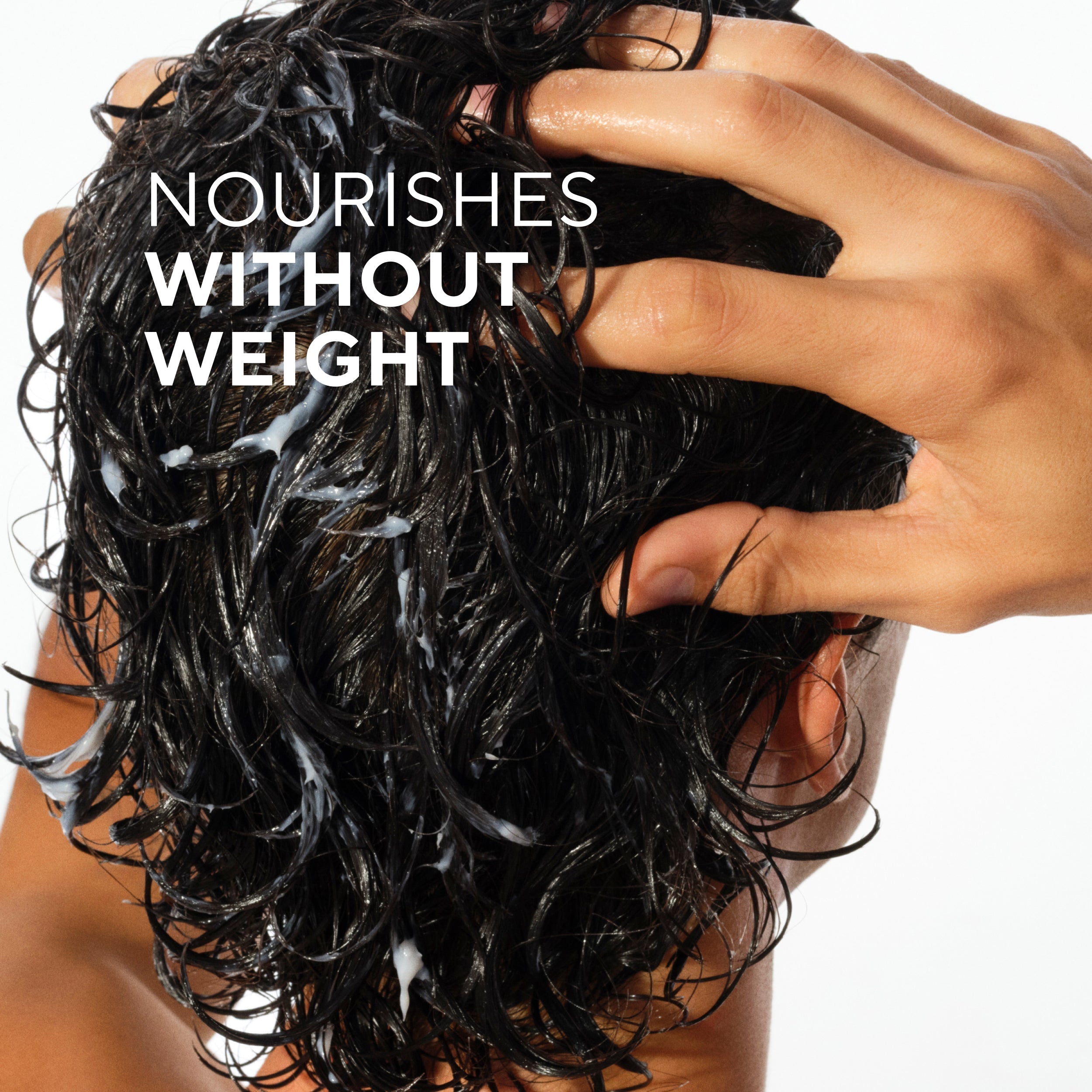 Moisturizing Conditioner - Coconut & Vanilla / Classic / 16.5oz | Fresh Daily Routine